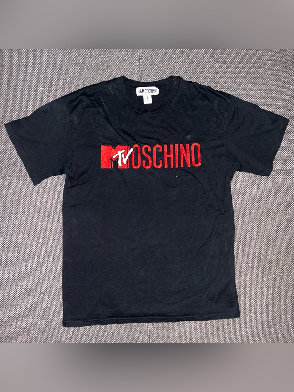 Rare Moschino Oversized Black Designer Tee with Red MTV Logo